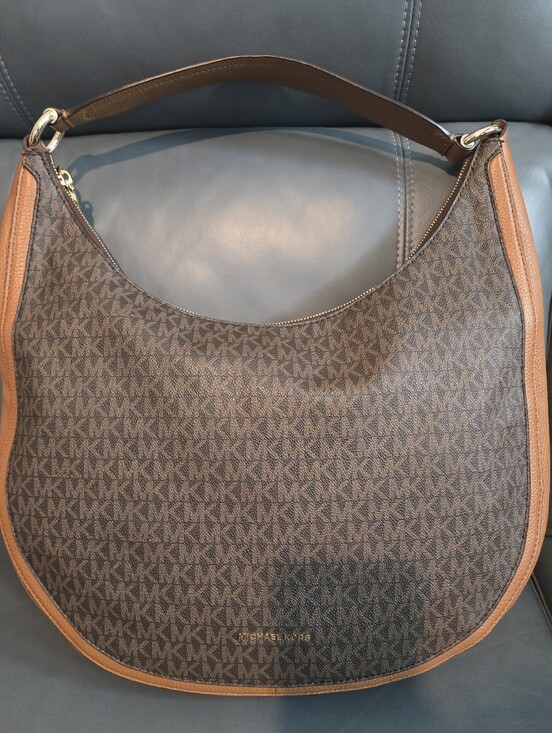 Michael Kors Handbags - Michael Kors Large Slouchy Brown Signature Hobo Bag Mk Signature